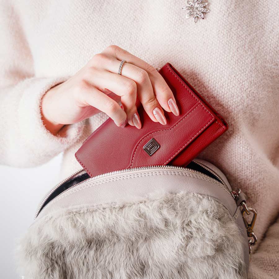 RFID Blocking Women's Leather Trifold Wallet – photo 6