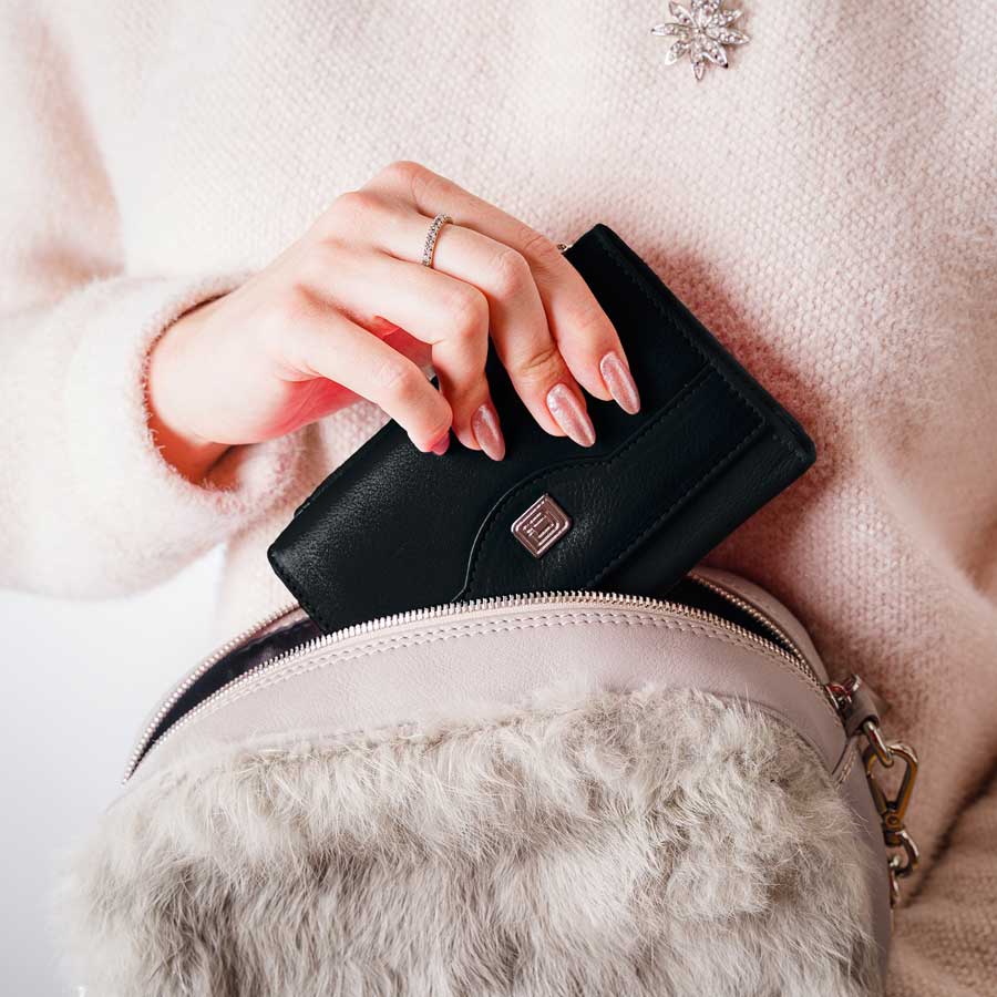 RFID Blocking Women's Leather Trifold Wallet – photo 11